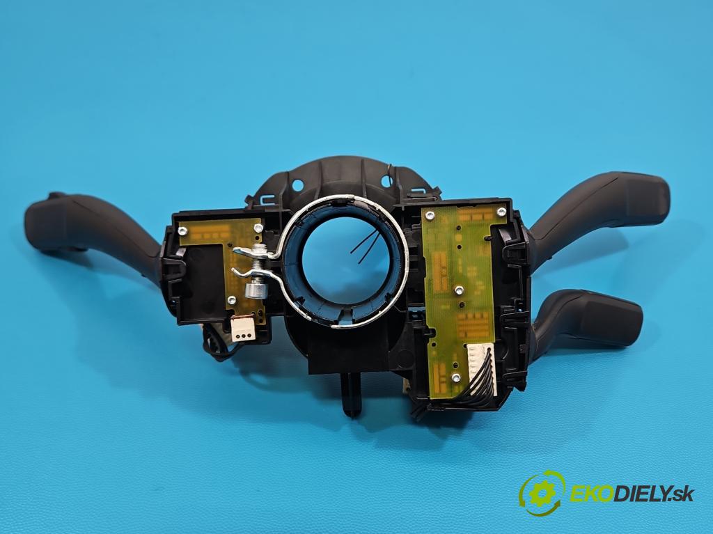 Audi A4 B8 2007-2015 2.0 tdi 136 HP manual 100 kW 1968 cm3 4- prepínač komplex: 8K0953502BD (Prepínacie páčky pod volantom)