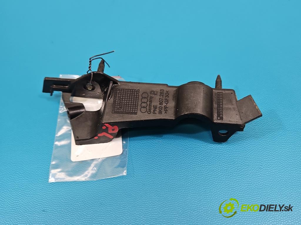 Audi A4 B8 2007-2015 2.0 tdi 136hp manual 100 kW 1968 cm3 4- Boty: nárazníku přední levý 8K0807283