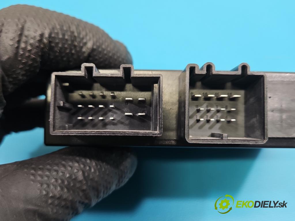 Audi A4 B8 2007-2015 2.0 tdi 136hp manual 100 kW 1968 cm3 4- řídící jednotka 8K0907383E