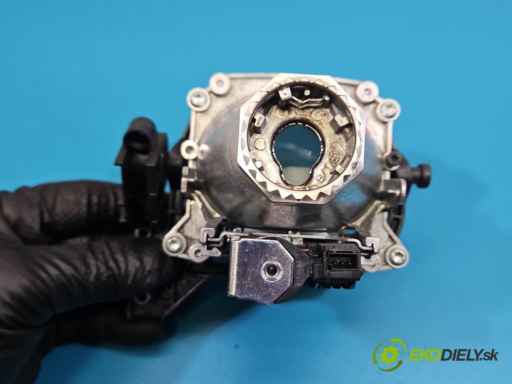 Audi A4 B8 2007-2015 2.0 tdi 136hp manual 100 kW 1968 cm3 4- čočka reflektor: pravé části 1305323