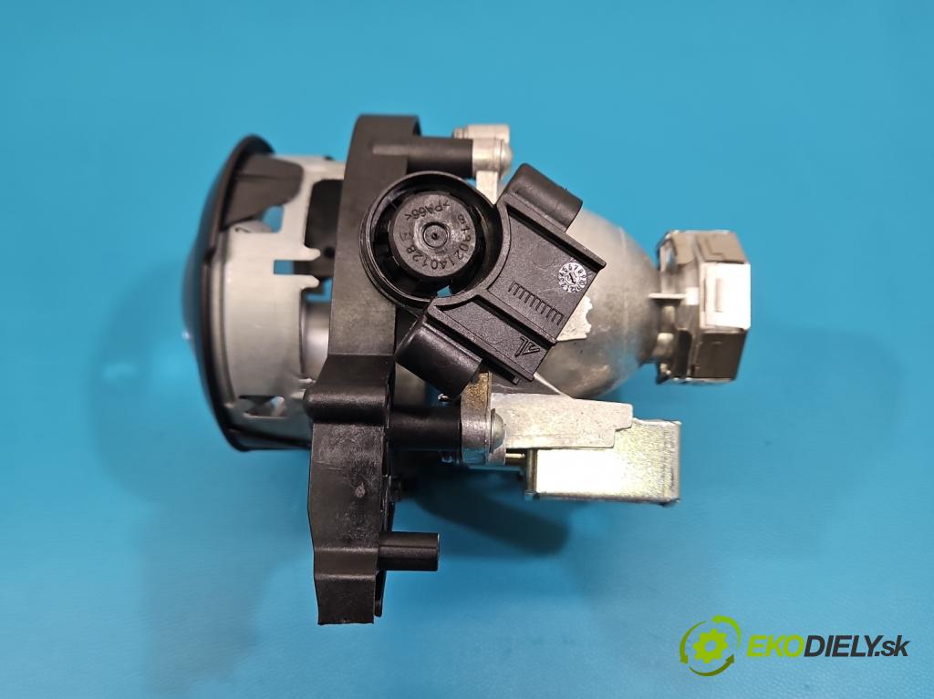 Audi A4 B8 2007-2015 2.0 tdi 136hp manual 100 kW 1968 cm3 4- čočka reflektor: pravé části 1305323