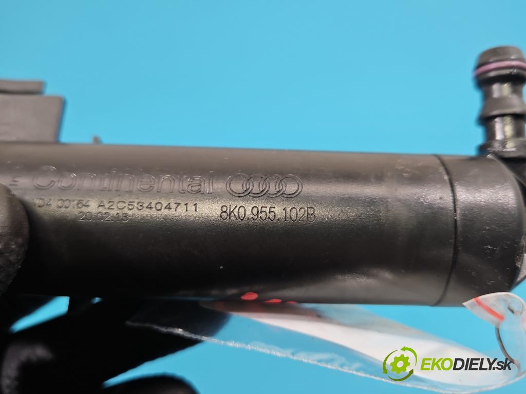 Audi A4 B8 2007-2015 2.0 tdi 136 HP manual 100 kW 1968 cm3 4- ostrekovač reflektor: pravý 8K0955102B