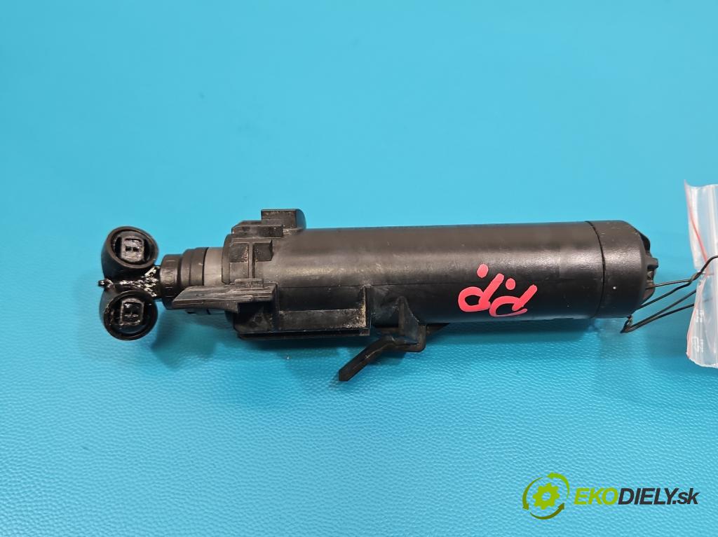 Audi A4 B8 2007-2015 2.0 tdi 136 HP manual 100 kW 1968 cm3 4- ostrekovač reflektor: pravý 8K0955102B