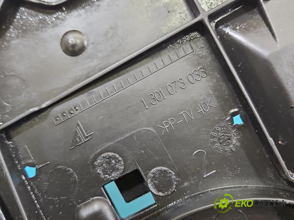 Audi A4 B8 2007-2015 2.0 tdi 136 HP manual 100 kW 1968 cm3 4- lišta pod svetlami 8K0805607A