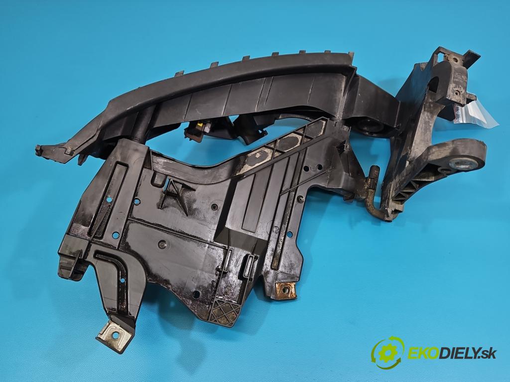 Audi A4 B8 2007-2015 2.0 tdi 136 HP manual 100 kW 1968 cm3 4- lišta pod svetlami 8K0805607A