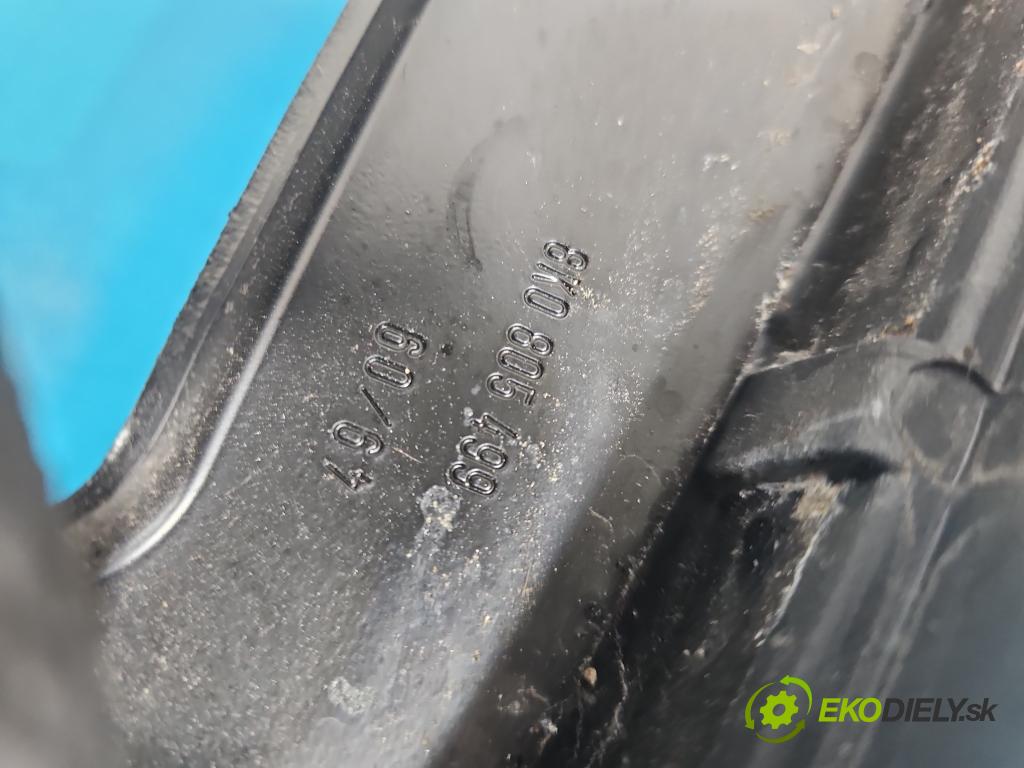 Audi A4 B8 2007-2015 2.0 tdi 136 HP manual 100 kW 1968 cm3 4- pas predný 8K0805499 (Výstuha predná)