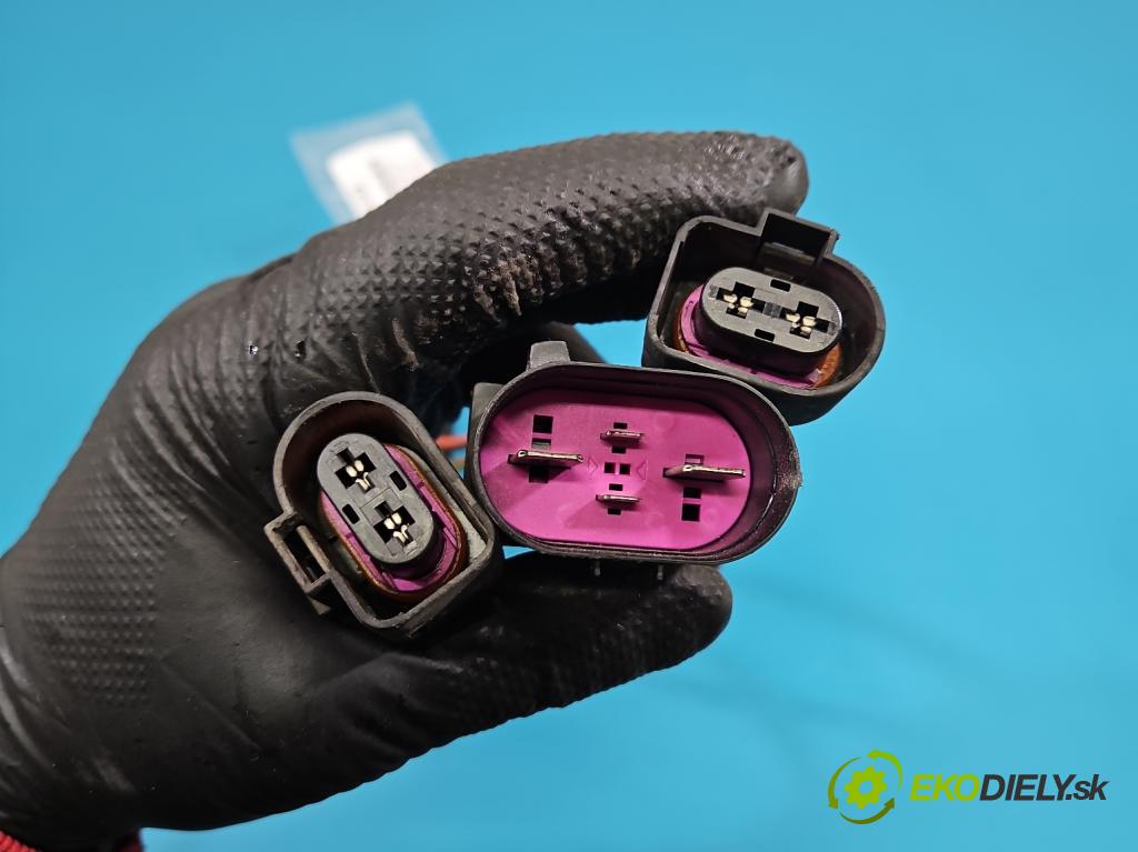 Audi A4 B8 2007-2015 2.0 tdi 136 HP manual 100 kW 1968 cm3 4- Relé: ventilátoru 8K0959501C