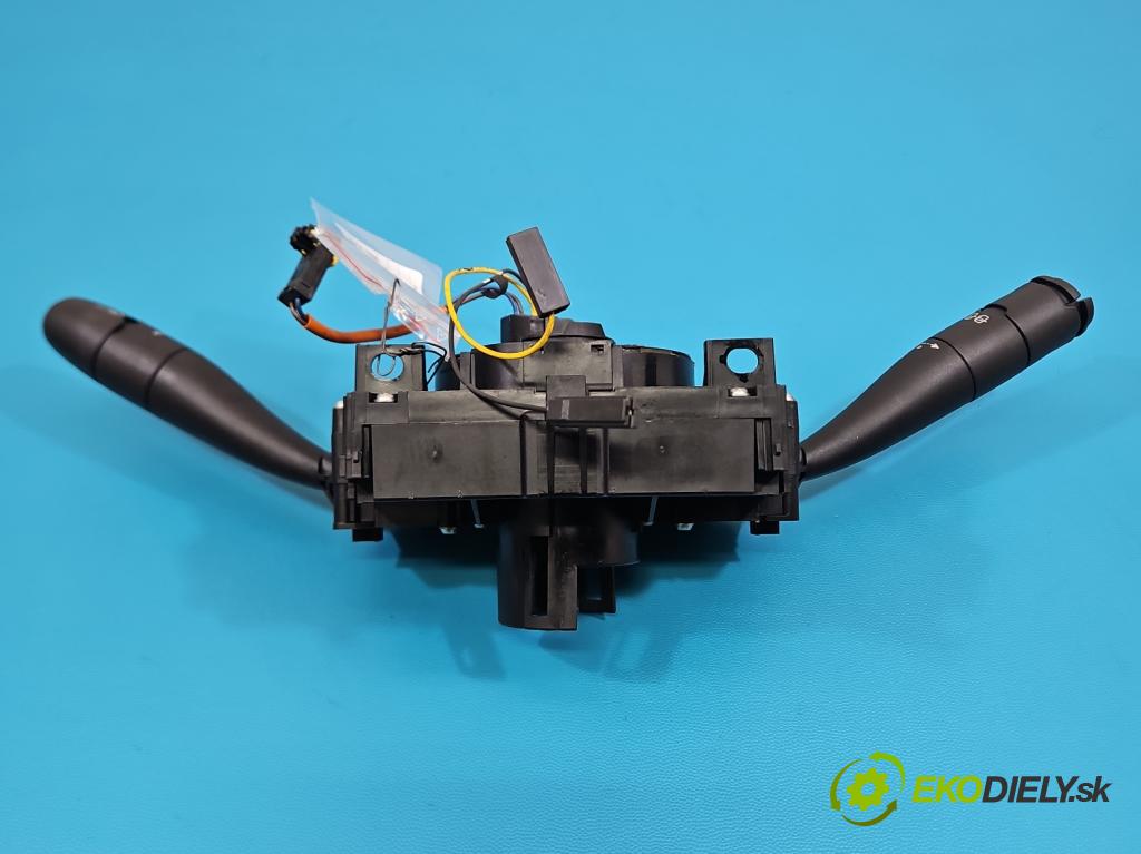 Citroen C3 I 2002-2009 1.4 hdi 90 HP manual 66 kW 1398 cm3 5- prepínač komplex: 96488214XT (Prepínacie páčky pod volantom)