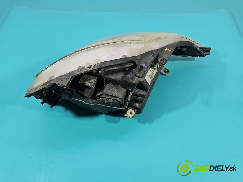 Citroen C3 I 2002-2009 1.4 hdi 90 hp manual 66 kW 1398 cm3 5- světlo levý 9647214280 (Klika dveří ostatní)