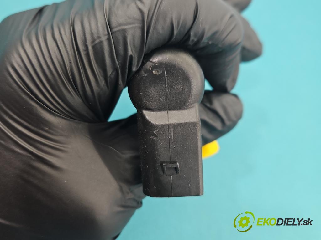 Citroen C3 I 2002-2009 1.4 hdi 90 hp manual 66 kW 1398 cm3 5- vstřikovač 9655304880 (Vstřikovač paliva)