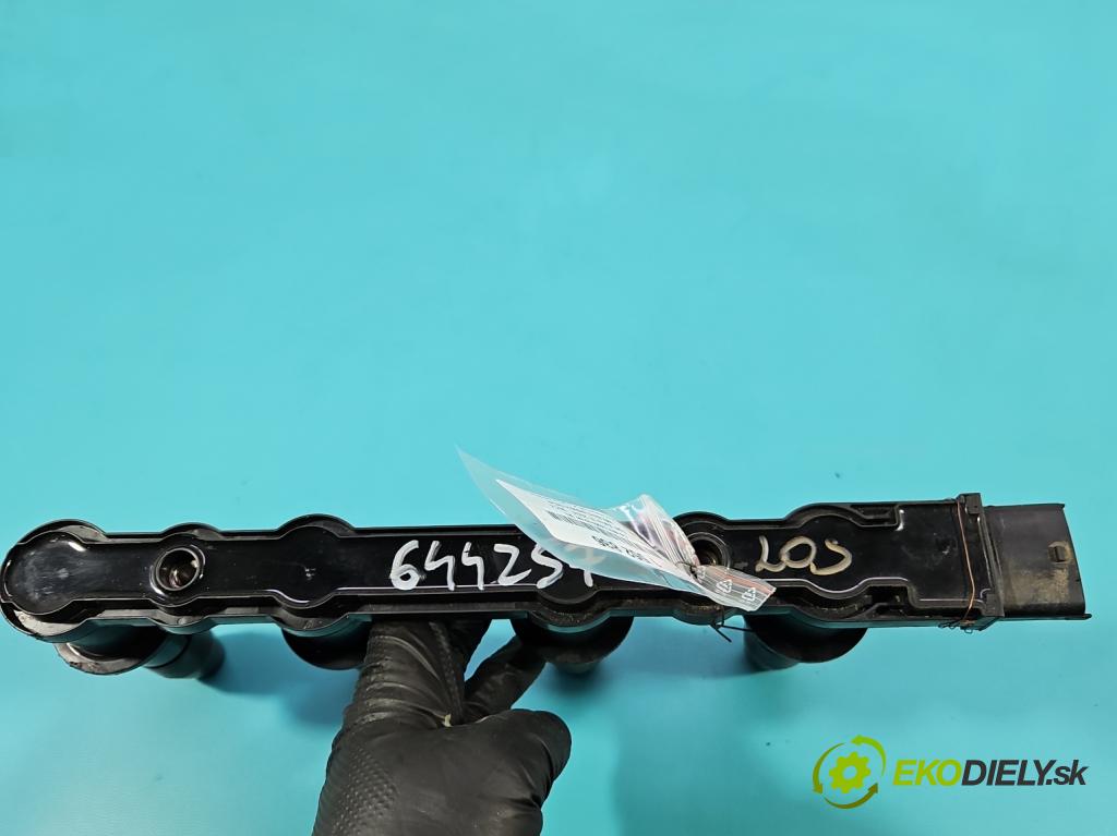 Opel Astra III 2004-2014 1.6 16V 105 hp manual 77 kW 1598 cm3 3- cívka zapalovací  (Zážehová cívka)