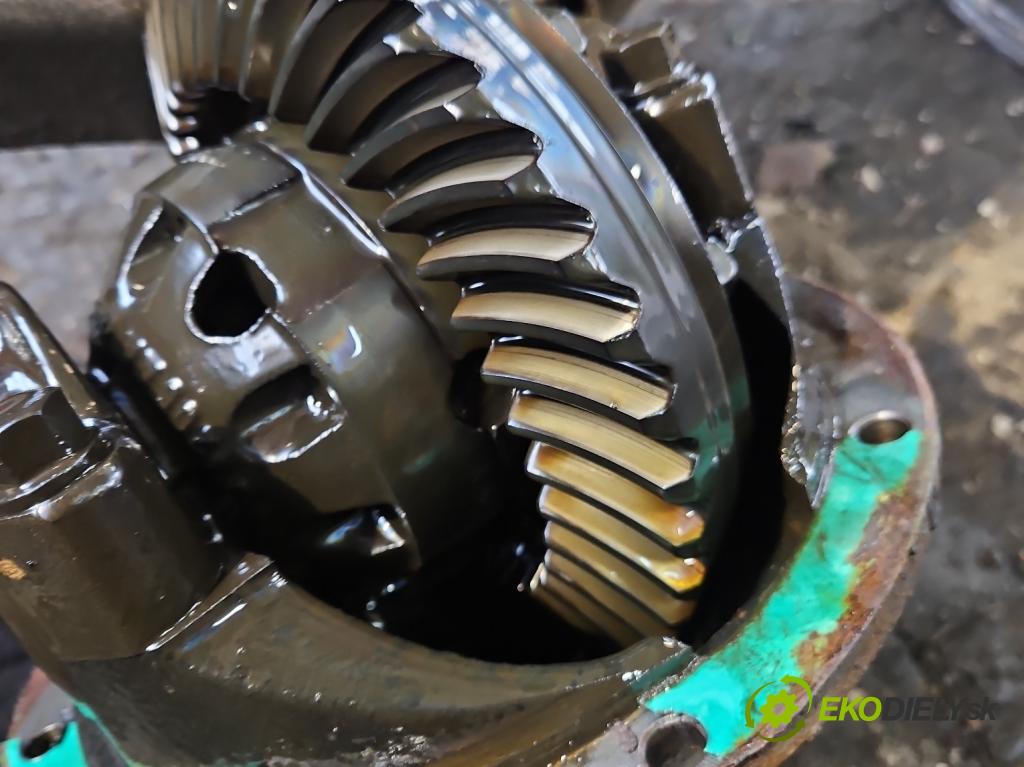 Ford Transit Mk5 1994-2000 2.5d 69KM manual 51 kW 2496 cm3 5- Most: zadní: 95VB-4001-BA