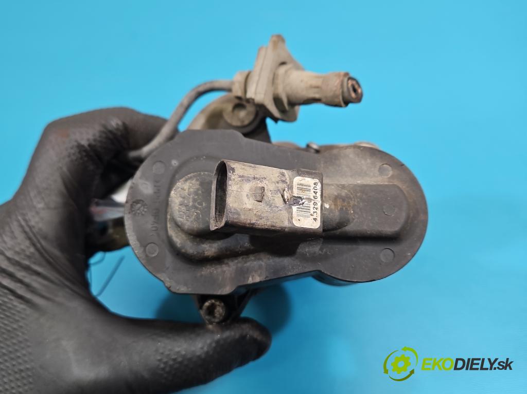 Vw Passat B6 2005-2010 2.0 FSI 150 hp manual 110 kW 1984 cm3 4- brzdič zadní pravý  (Klika dveří ostatní)