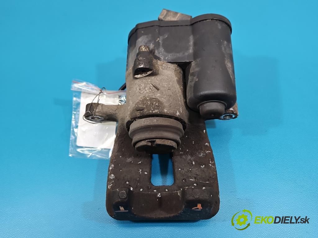 Vw Passat B6 2005-2010 2.0 FSI 150 hp manual 110 kW 1984 cm3 4- brzdič zadní pravý  (Klika dveří ostatní)