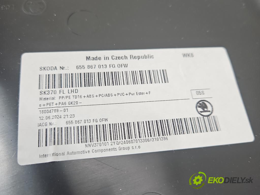 Skoda Kamiq 1.0 TSI 116 HP automatic 85 kW 999 cm3 5- Čalounictví: dvere predné ľavé