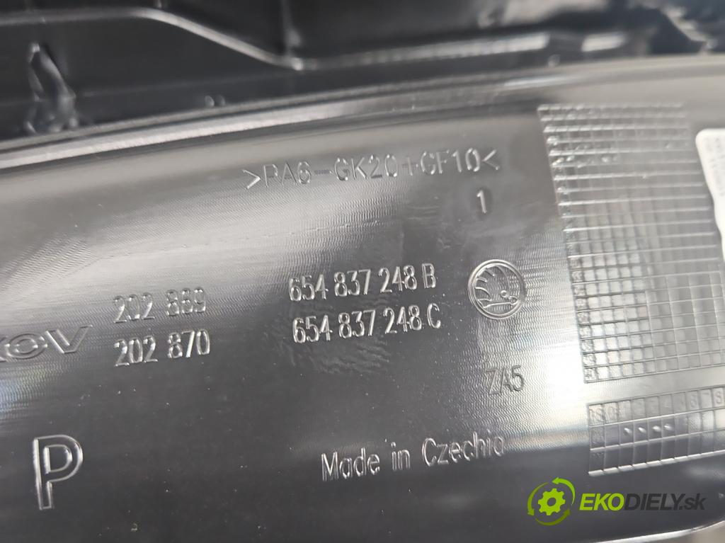 Skoda Kamiq 1.0 TSI 116 hp automatic 85 kW 999 cm3 5- Tapacír: dveře přední pravé