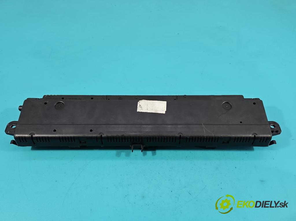 Renault Scenic II 2003-2009 1.6 16V 113 HP manual 83 kW 1598 cm3 5- prístrojovka/ budíky P8200365607E (Prístrojová doska)