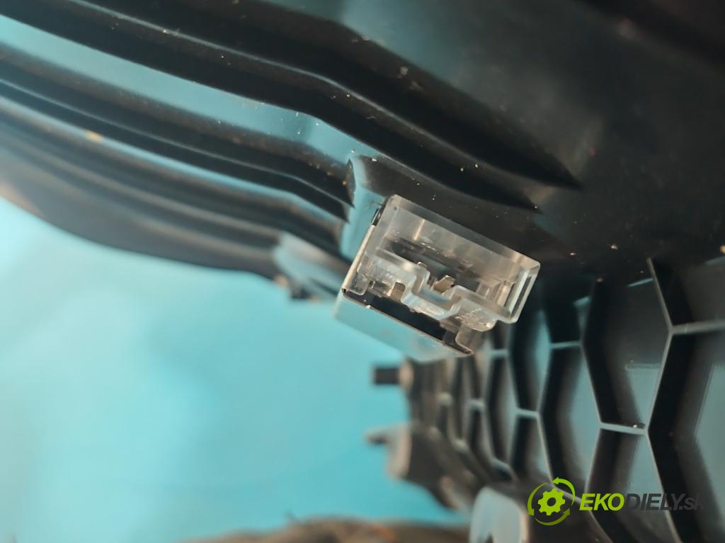 Skoda Kamiq 1.0 TSI 116 HP automatic 85 kW 999 cm3 5- kastlík 655857097E