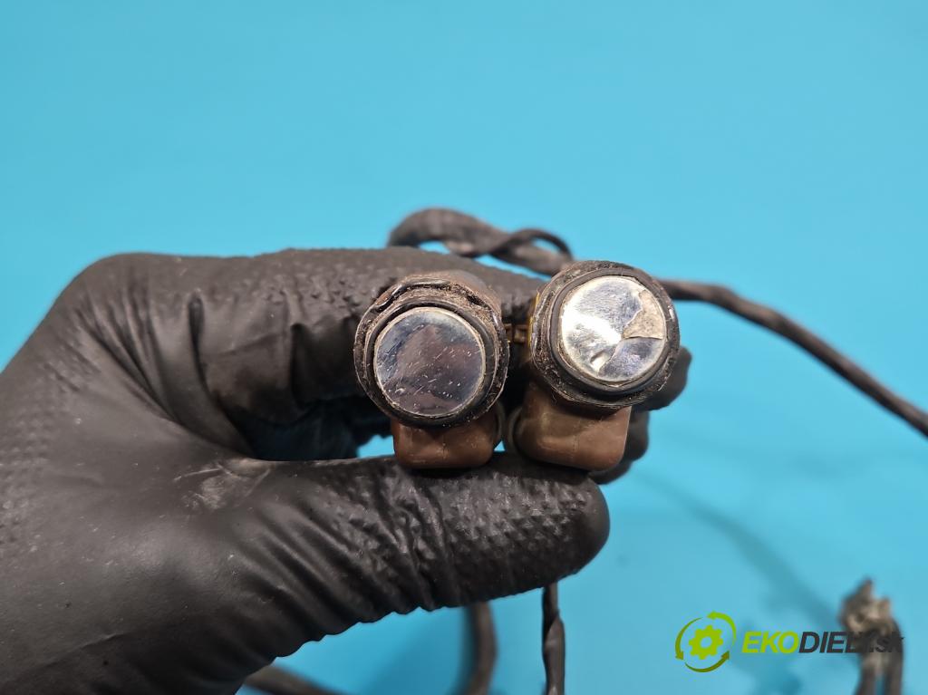 Vw Passat B6 2005-2010 2.0 FSI 150 hp manual 110 kW 1984 cm3 4- snímač parkování 3C0919275L