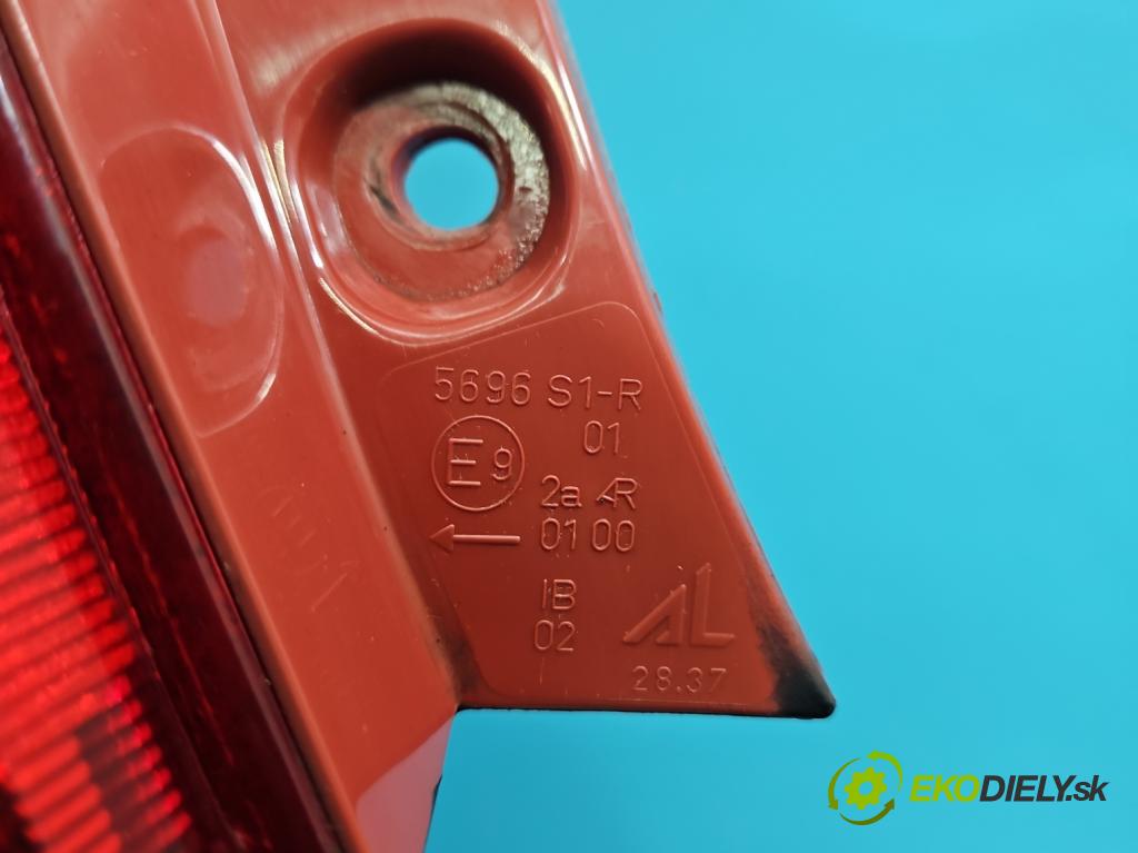 Suzuki Swift Mk6 2005-2010 1.3 16V 92 hp manual 68 kW 1328 cm3 5- světlo zadní levé  (Klika dveří ostatní)