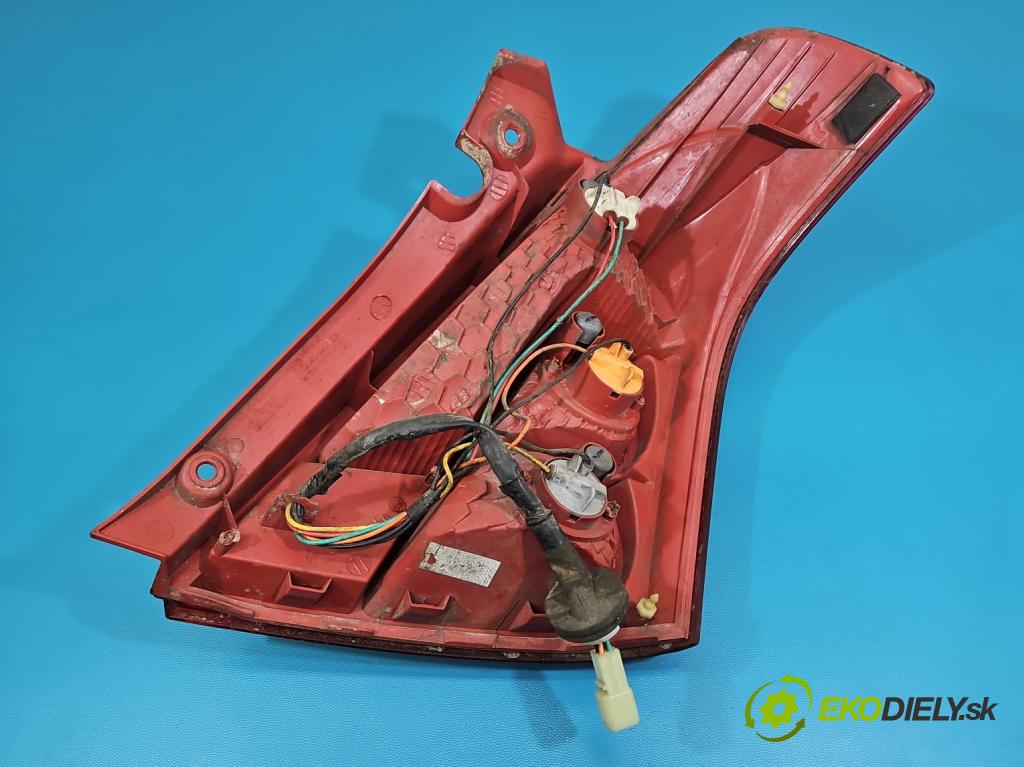 Suzuki Swift Mk6 2005-2010 1.3 16V 92 hp manual 68 kW 1328 cm3 5- světlo zadní levé  (Klika dveří ostatní)