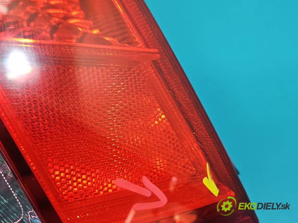 Suzuki Swift Mk6 2005-2010 1.3 16V 92 hp manual 68 kW 1328 cm3 5- světlo zadní levé  (Klika dveří ostatní)