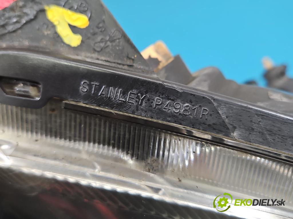 Suzuki Swift Mk6 2005-2010 1.3 16V 92 hp manual 68 kW 1328 cm3 5- světlo pravý 35100-62J11 (Pravé přední světlo)