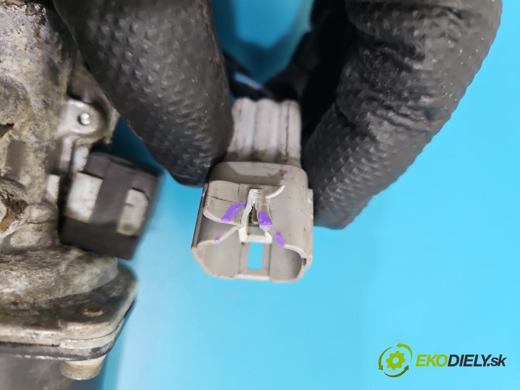 Suzuki Swift Mk6 2005-2010 1.3 16V 92 HP manual 68 kW 1328 cm3 5- motor stieračov predné