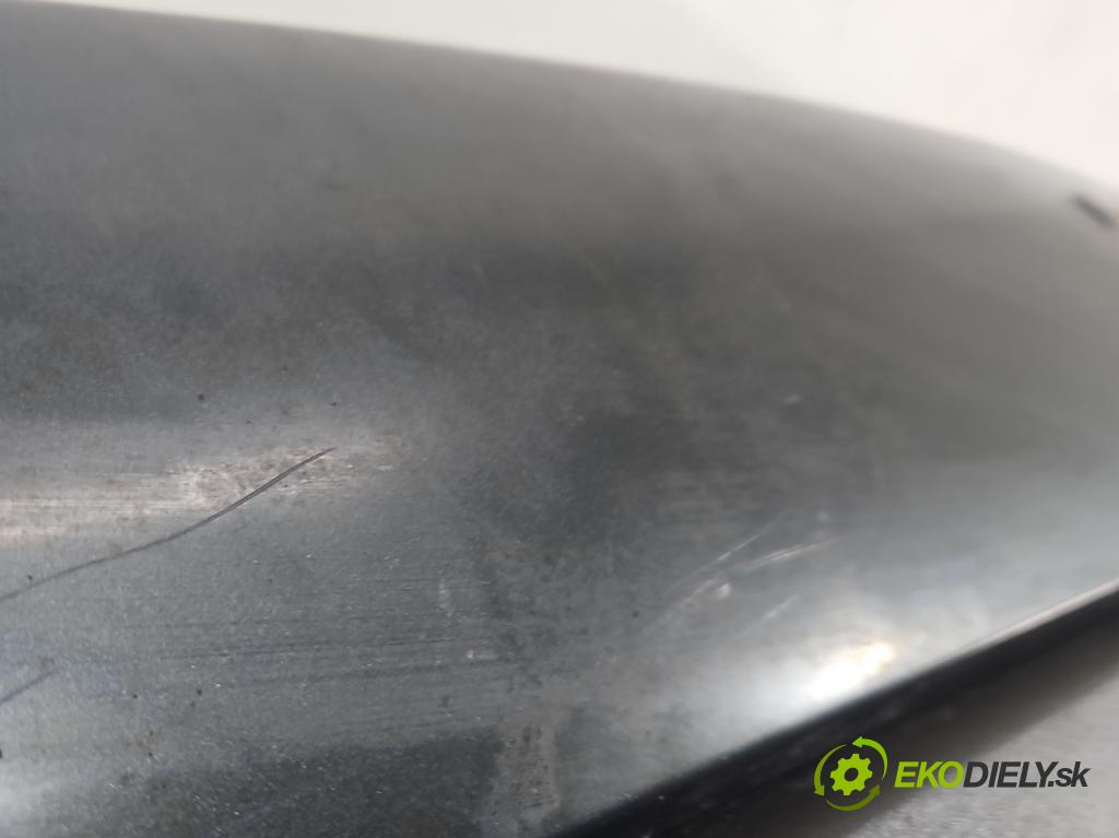 Audi A4 B8 2007-2015 2.0 tdi 136hp manual 100 kW 1968 cm3 4- nárazník zadní  (Klika dveří ostatní)