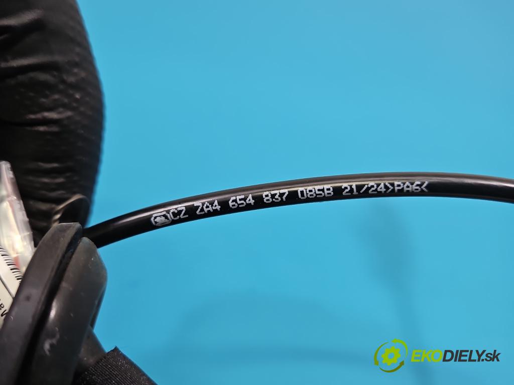 Skoda Kamiq 1.0 TSI 116 hp automatic 85 kW 999 cm3 5- zámek přední levý 10B837015B