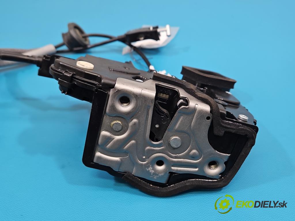 Skoda Kamiq 1.0 TSI 116 hp automatic 85 kW 999 cm3 5- zámek zadní pravý 10A839016B