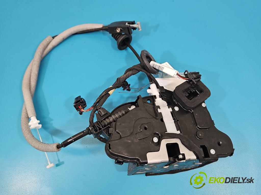 Skoda Kamiq 1.0 TSI 116 hp automatic 85 kW 999 cm3 5- zámek přední pravý 10B837016B