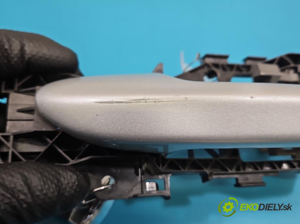 Vw Passat B6 2005-2010 2.0 tdi 140 HP automatic 103 kW 1968 cm3 5- rukoväť predné ľavé mimo: 3C0837885H (Kľučka dverí vonkajšia predná ľavá)