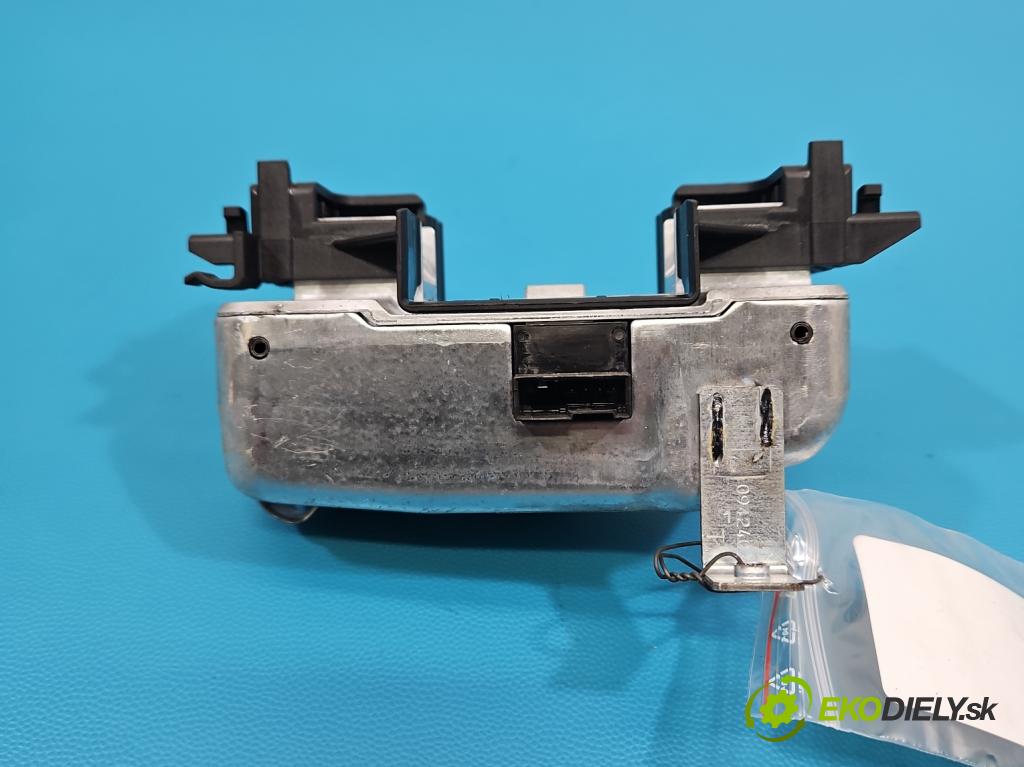 Skoda Kamiq 1.0 TSI 116 hp automatic 85 kW 999 cm3 5- Blokada: řízení: 3WA905861 (Řízení ostatní)