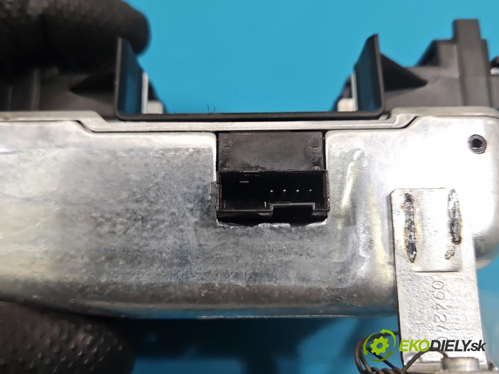 Skoda Kamiq 1.0 TSI 116 hp automatic 85 kW 999 cm3 5- Blokada: řízení: 3WA905861 (Řízení ostatní)