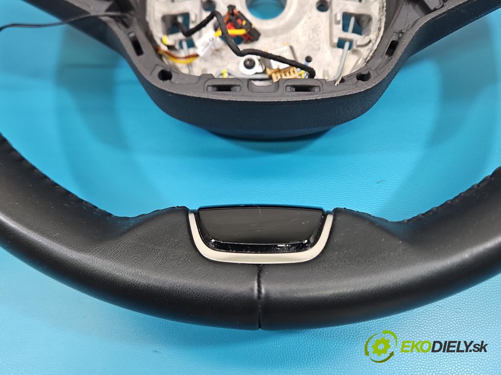 Skoda Kamiq 1.0 TSI 116 hp automatic 85 kW 999 cm3 5- volant  (Volant)