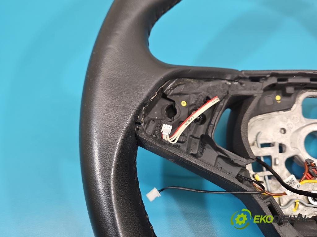 Skoda Kamiq 1.0 TSI 116 hp automatic 85 kW 999 cm3 5- volant  (Volant)