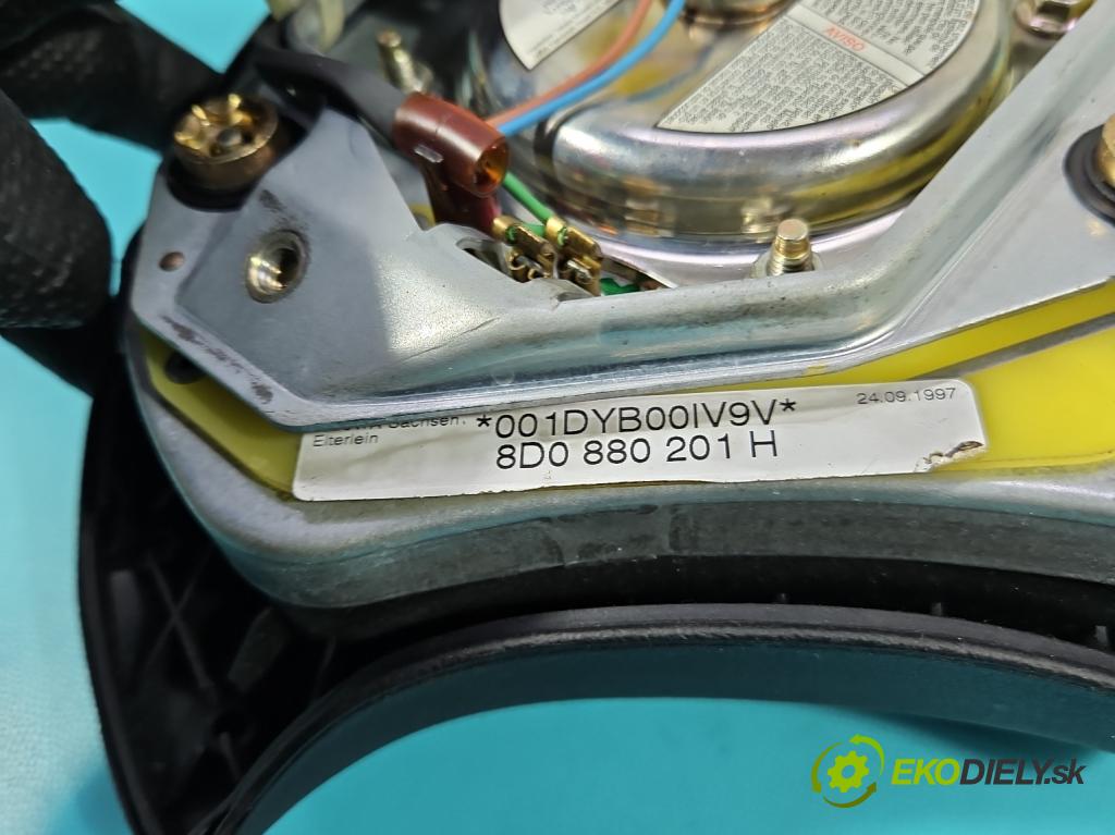 Audi A8 D2 1994-2002 3.7 V8 230 HP automatic 169 kW 3697 cm3 4- volant 4B0419091G (Volant)