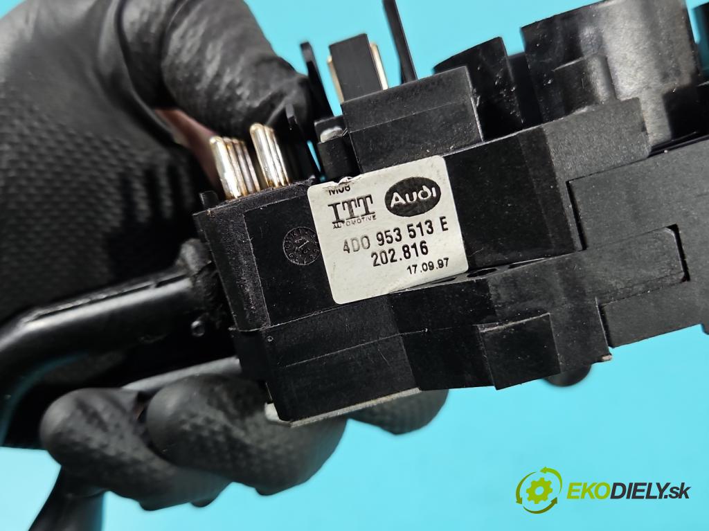 Audi A8 D2 1994-2002 3.7 V8 230 HP automatic 169 kW 3697 cm3 4- prepínač komplex: 4D0953513E (Prepínacie páčky pod volantom)