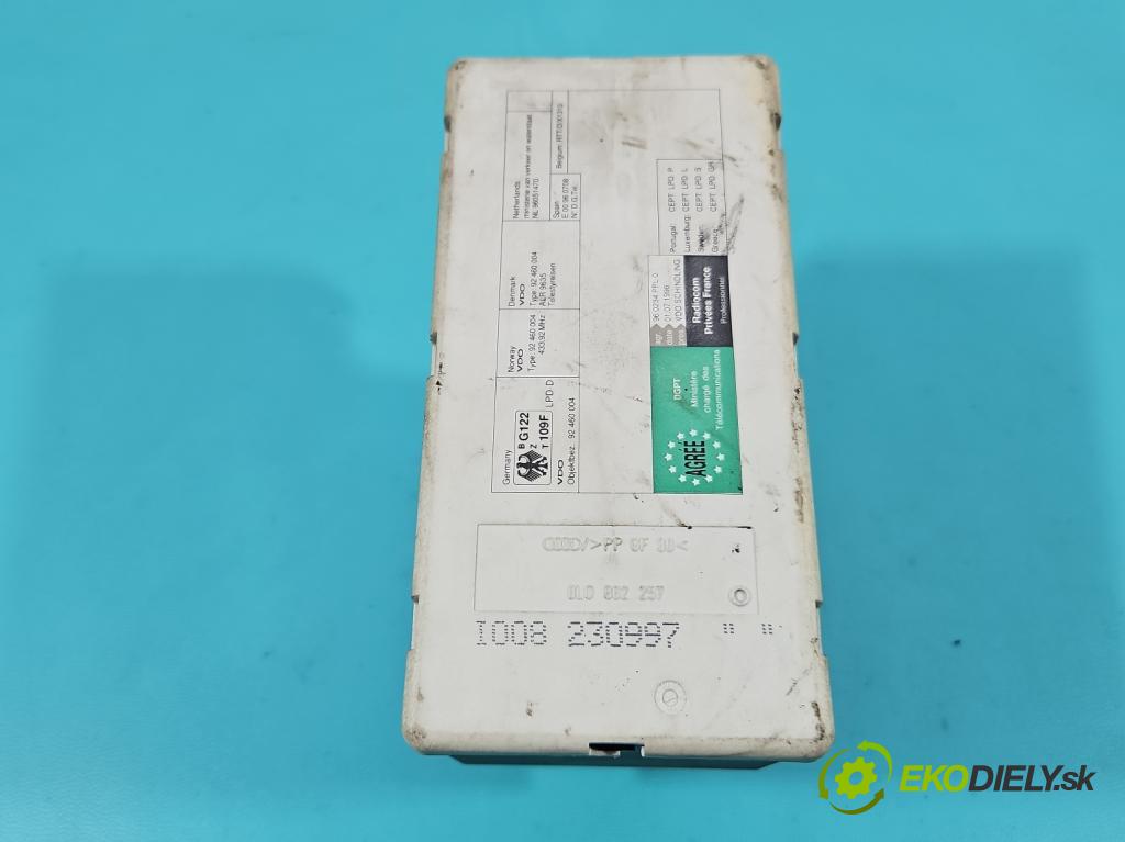 Audi A8 D2 1994-2002 3.7 V8 230 hp automatic 169 kW 3697 cm3 4- Centrálni: zámek: 8L0862257