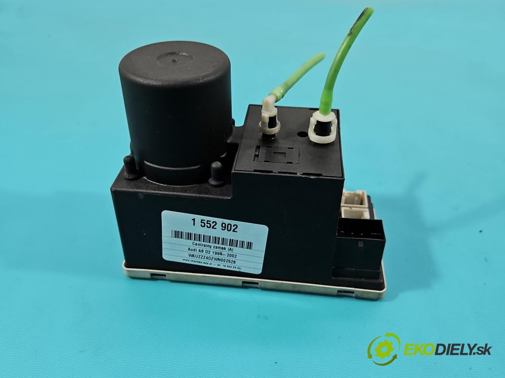 Audi A8 D2 1994-2002 3.7 V8 230 hp automatic 169 kW 3697 cm3 4- Centrálni: zámek: 8L0862257