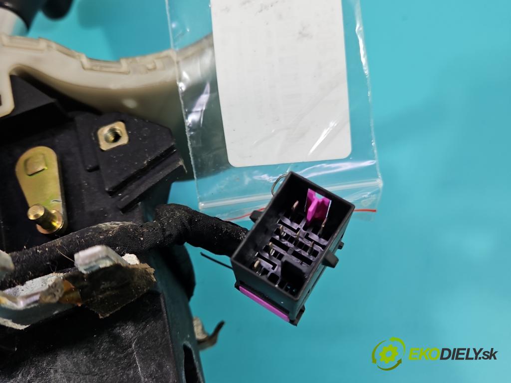 Audi A8 D2 1994-2002 3.7 V8 230 HP automatic 169 kW 3697 cm3 4- Páka: Změny: stupeň,rýchlosť  (Rýchlostná páka (kulisa))