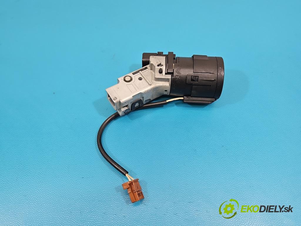 Peugeot 2008 I 2013-2019 1.2 12V 131 hp manual 96 kW 1199 cm3 5- řídící jednotka motoru 9829728480