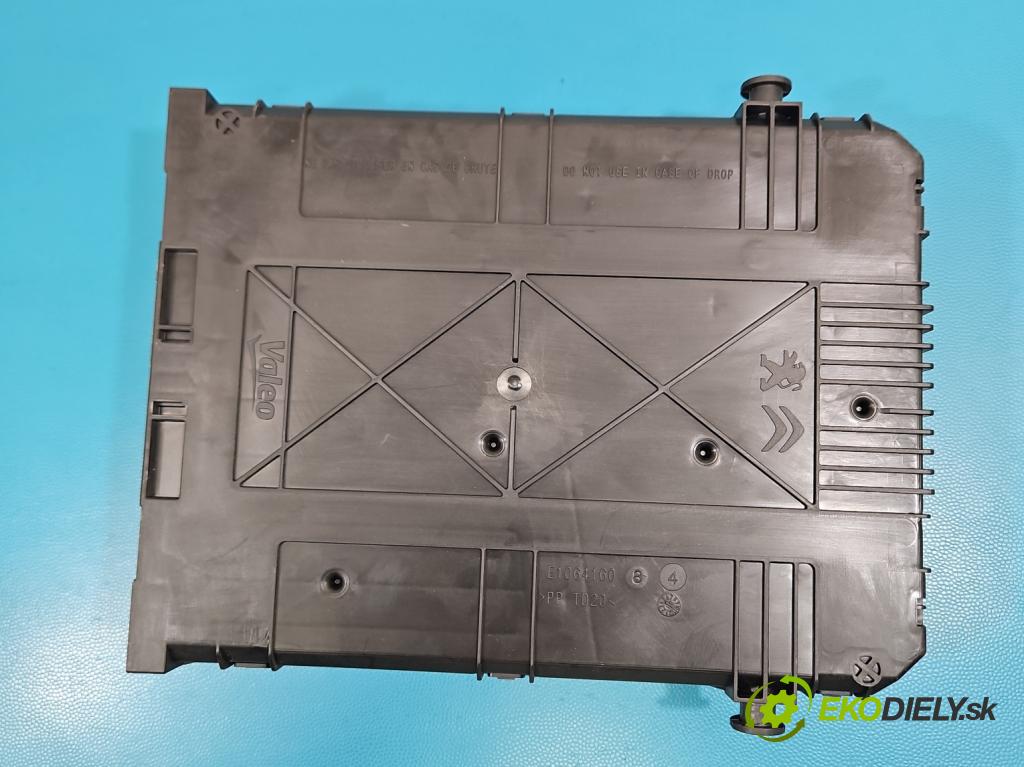 Peugeot 2008 I 2013-2019 1.2 12V 131 hp manual 96 kW 1199 cm3 5- řídící jednotka motoru 9829728480