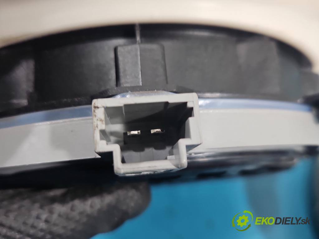 Peugeot 2008 I 2013-2019 1.2 12V 131 HP manual 96 kW 1199 cm3 5- reproduktory komplet 9809320280