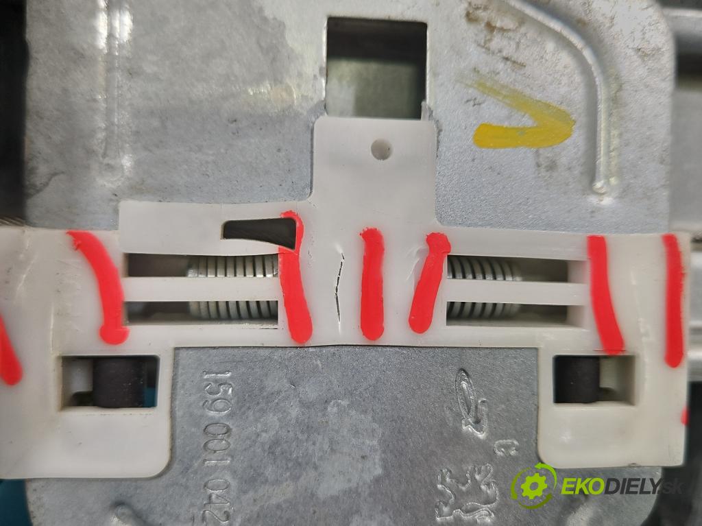 Peugeot 2008 I 2013-2019 1.2 12V 131 HP manual 96 kW 1199 cm3 5- mechanizmus okna predné ľavý 0130824161