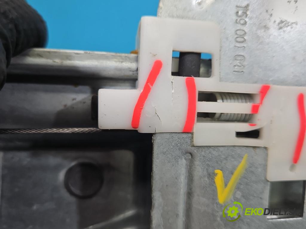 Peugeot 2008 I 2013-2019 1.2 12V 131 HP manual 96 kW 1199 cm3 5- mechanizmus okna predné pravý 0130824160