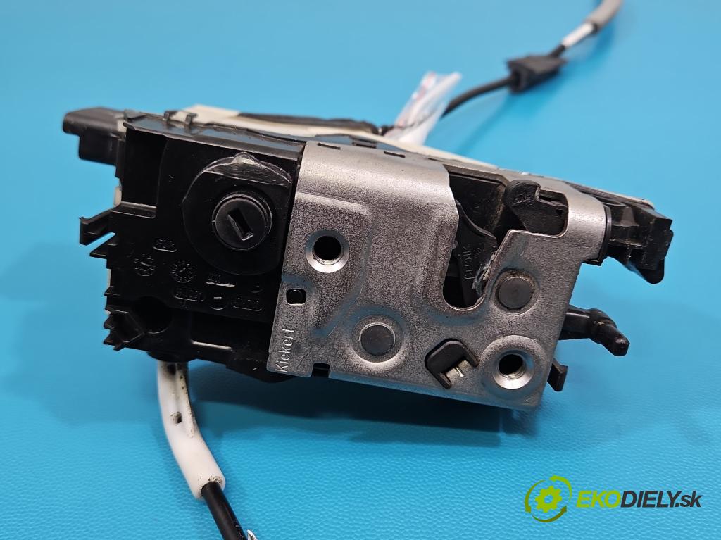 Peugeot 2008 I 2013-2019 1.2 12V 131 HP manual 96 kW 1199 cm3 5- zámok predné pravý 9812500780