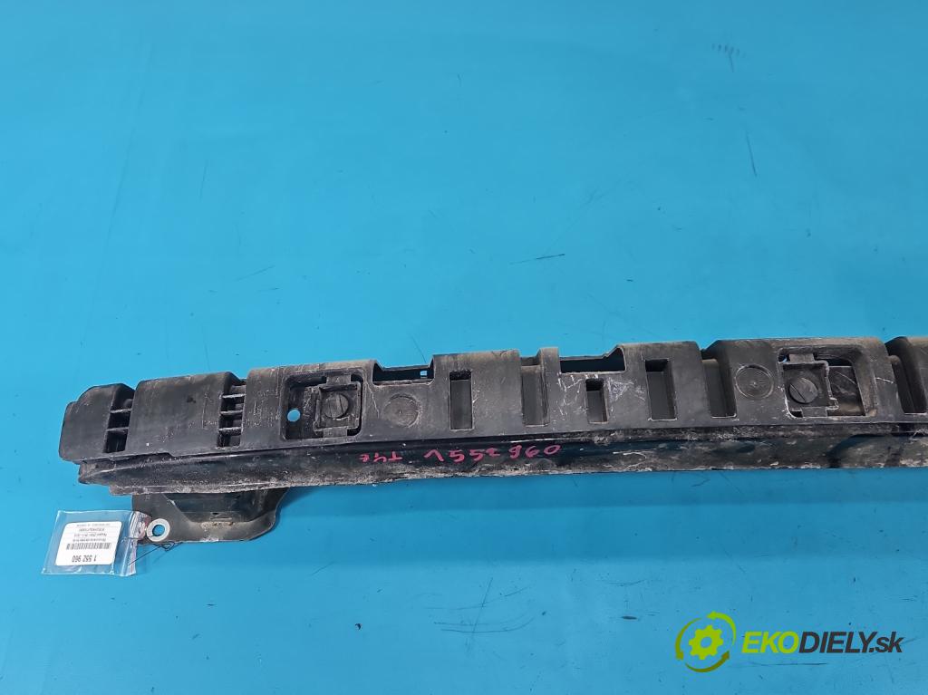 Peugeot 2008 I 2013-2019 1.2 12V 131 HP manual 96 kW 1199 cm3 5- výstuha nárazník zadné