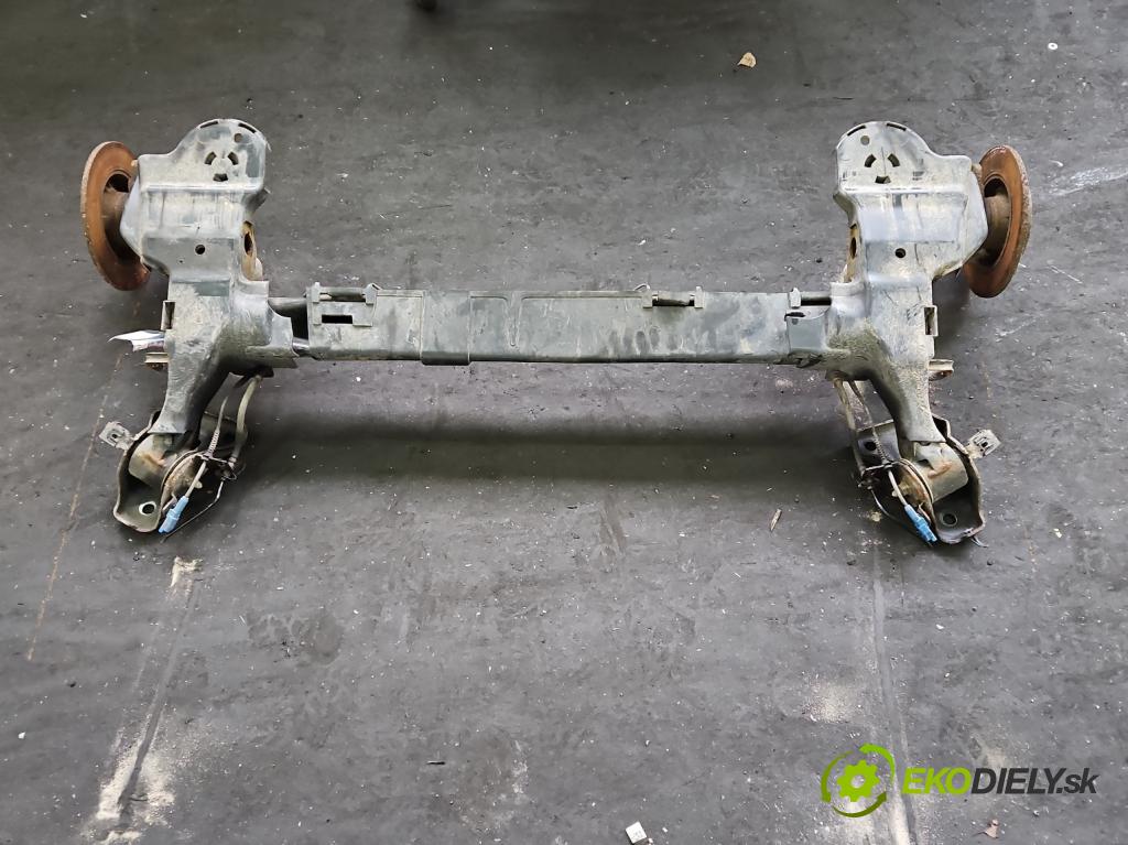 Peugeot 2008 I 2013-2019 1.2 12V 131 HP manual 96 kW 1199 cm3 5- zadna výstuha (Výstuha zadná)